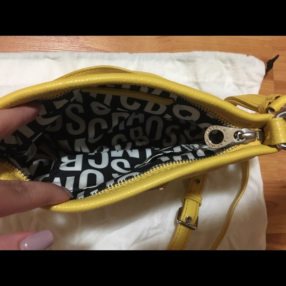 {marc by marc jacobs} classic q percy crossbody - Picture 7 of 8
